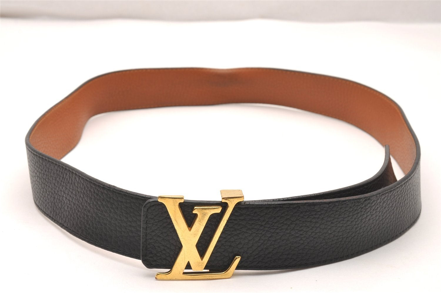 Auth Louis Vuitton Leather Belt Ceinture LV Initial 95cm 37.4