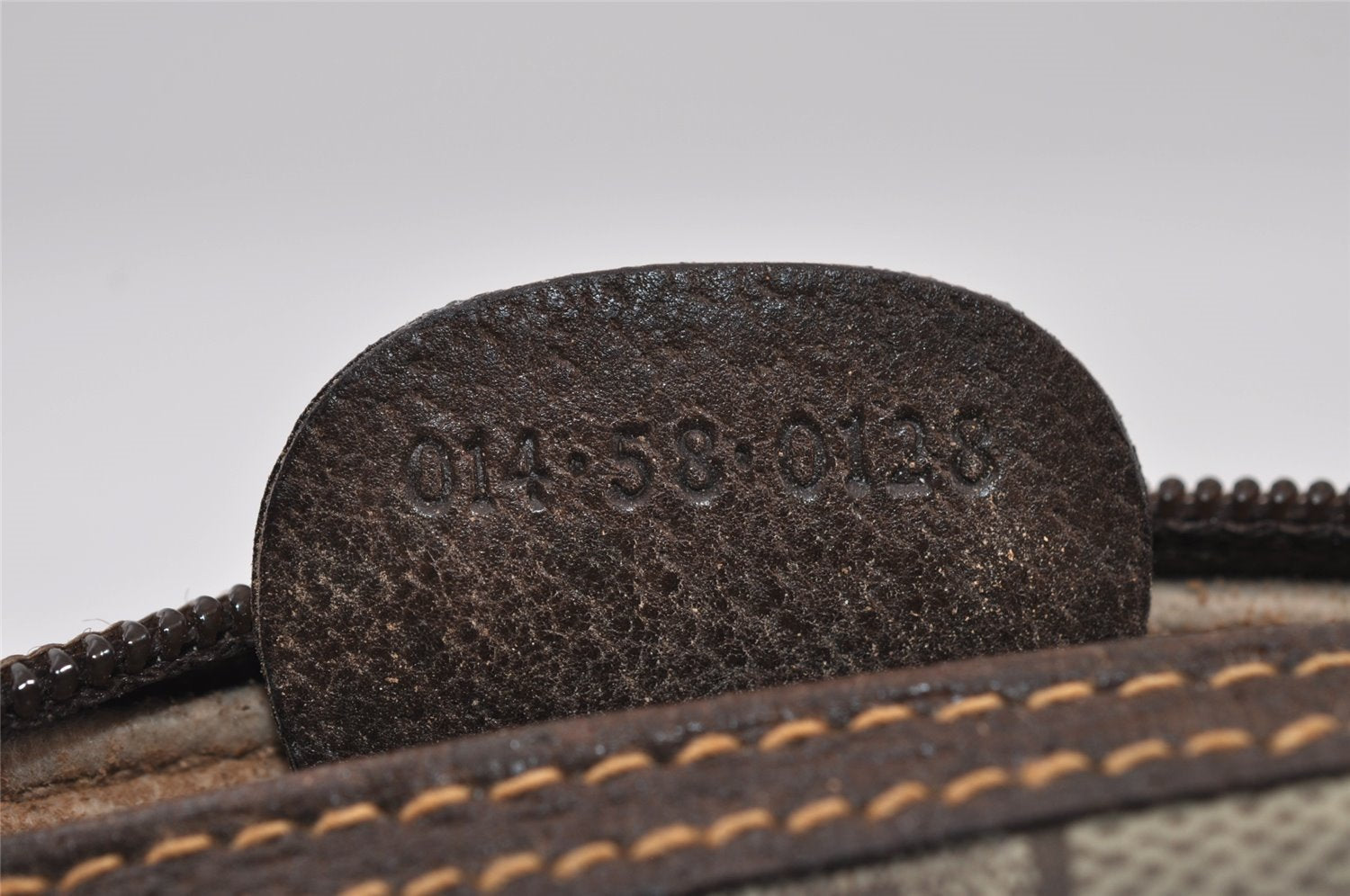 Authentic GUCCI Vintage Clutch Hand Bag Purse GG PVC Leather Brown 2175I