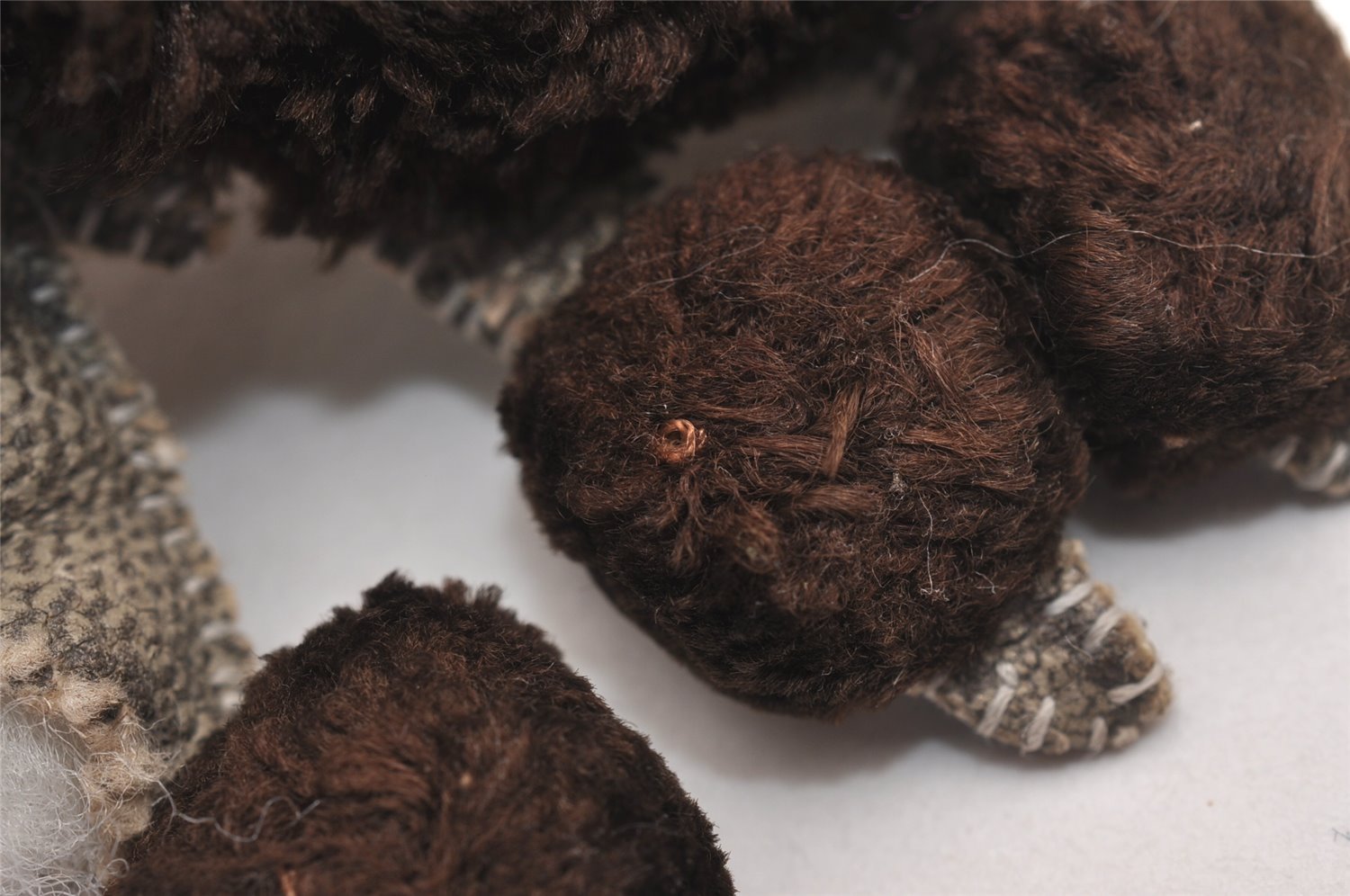 Authentic GUCCI Ribbon Gucciori Poodle Dog Bag Charm GG PVC Fur Brown 2177J