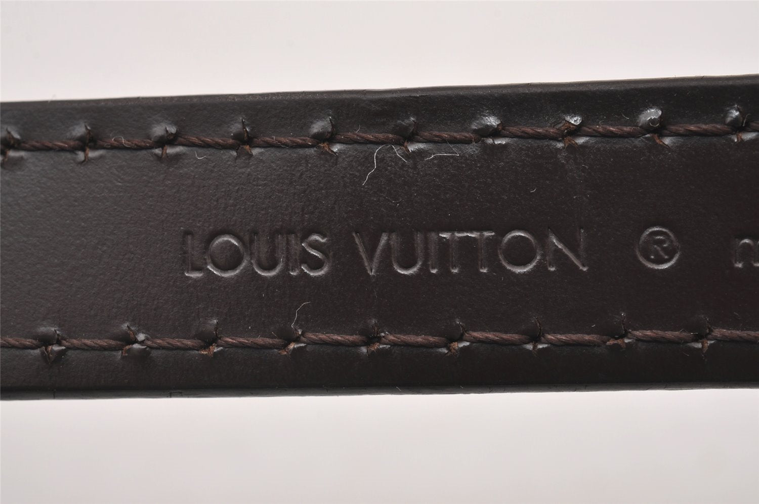 Authentic Louis Vuitton Leather Shoulder Strap Brown 40.9-48