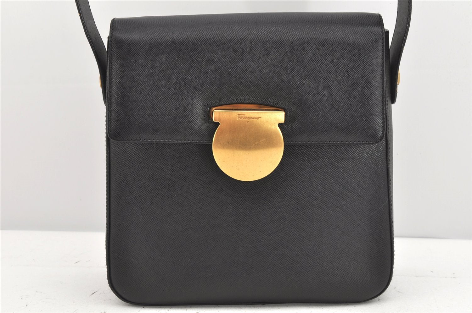 Authentic Salvatore Ferragamo Gancini Leather 2Way Shoulder Hand Bag Black 2204K