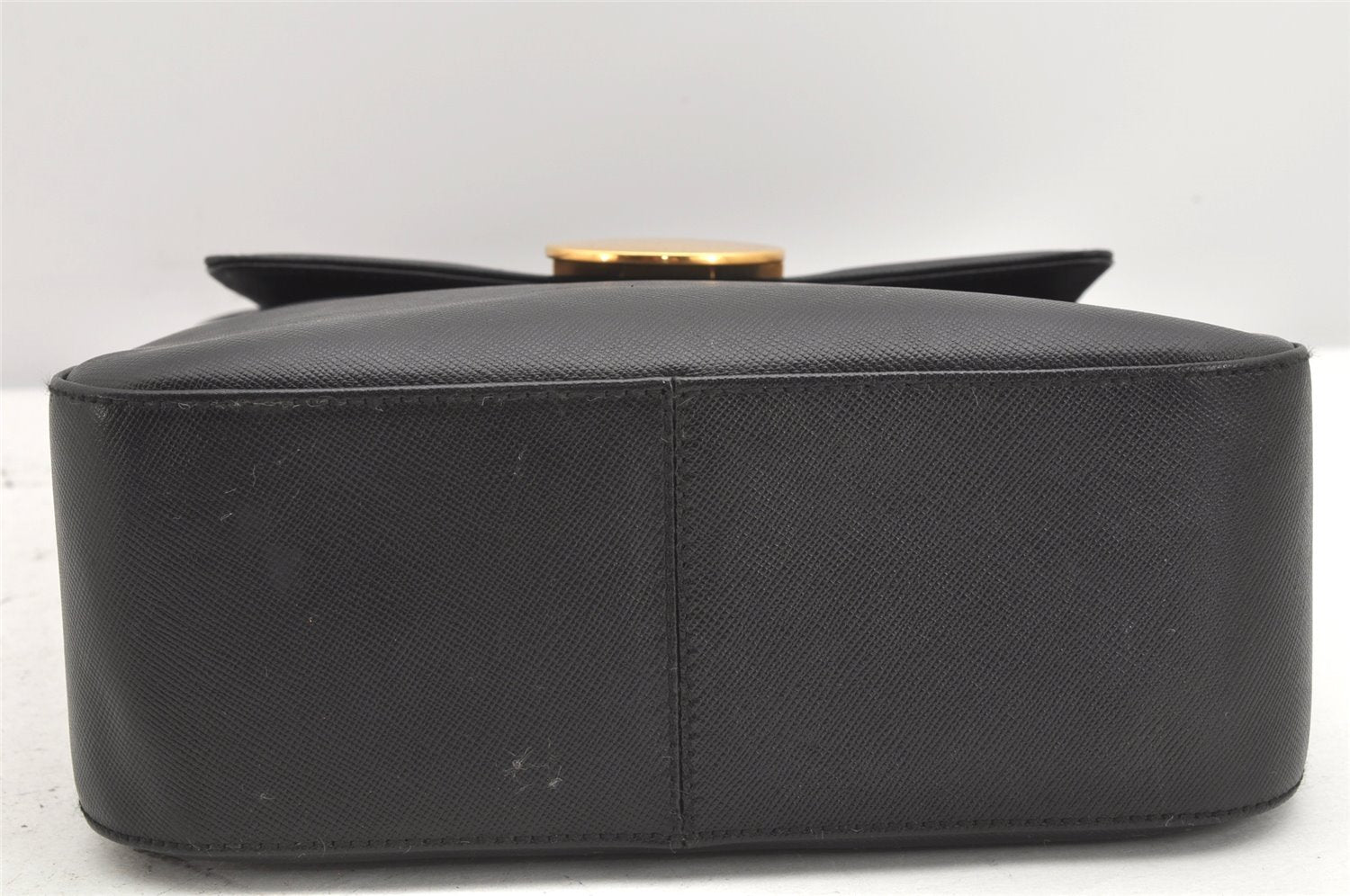 Authentic Salvatore Ferragamo Gancini Leather 2Way Shoulder Hand Bag Black 2204K