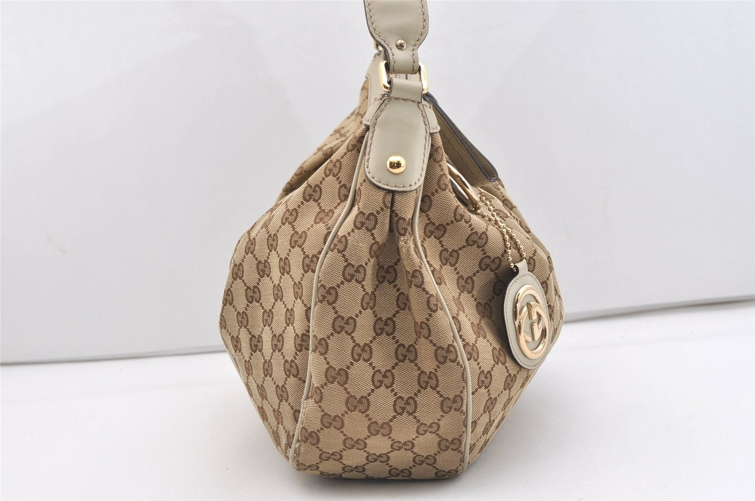 Authentic GUCCI Sukey Vintage Shoulder Bag GG Canvas Leather 232955 Brown 2211J