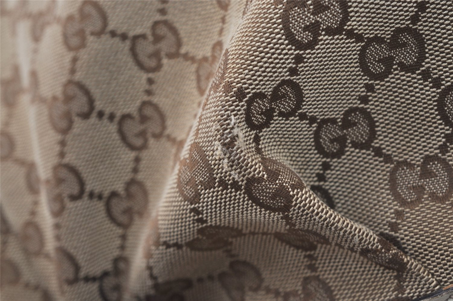 Authentic GUCCI Sukey Vintage Shoulder Bag GG Canvas Leather 232955 Brown 2211J