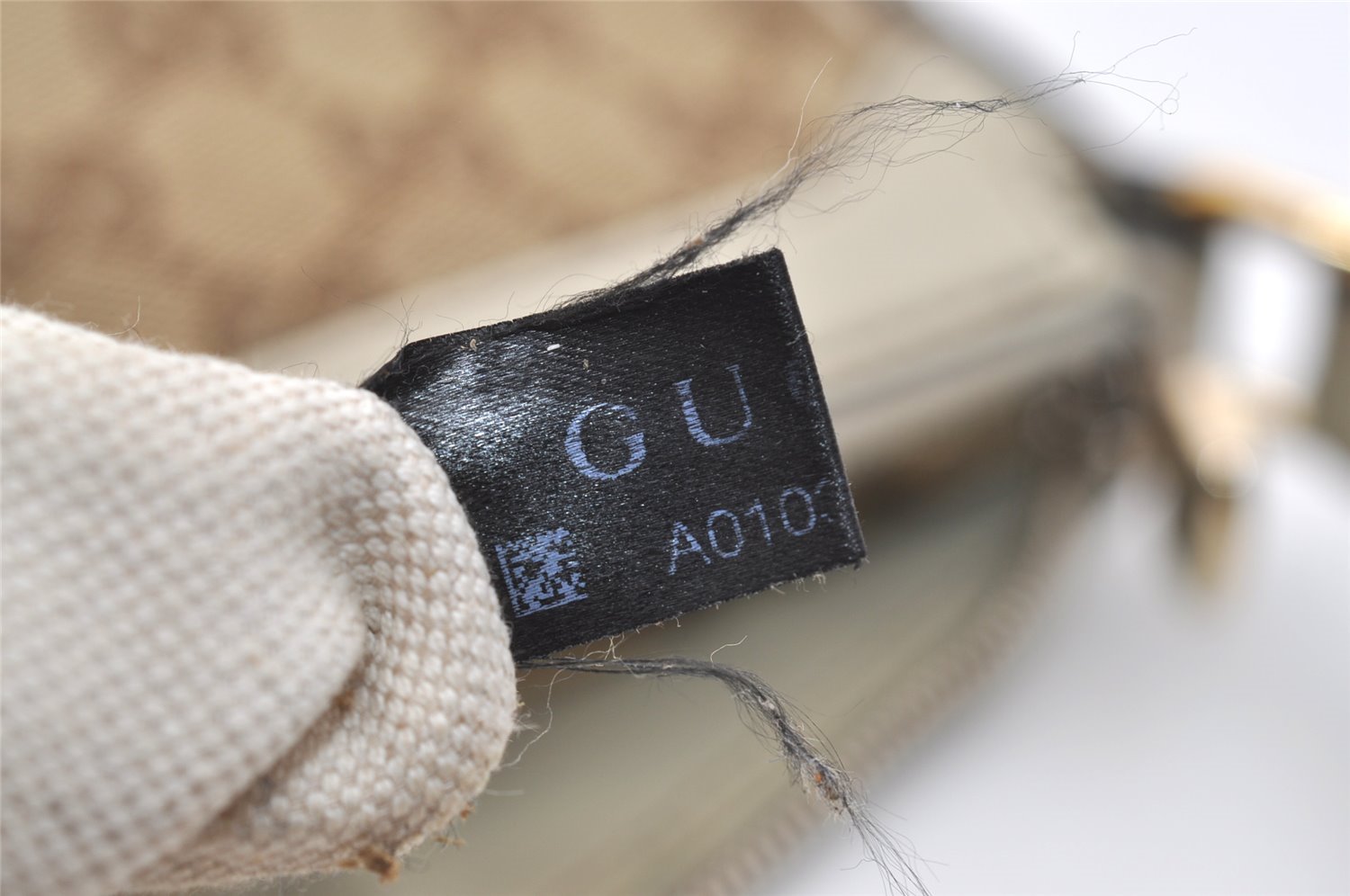 Authentic GUCCI Sukey Vintage Shoulder Bag GG Canvas Leather 232955 Brown 2211J