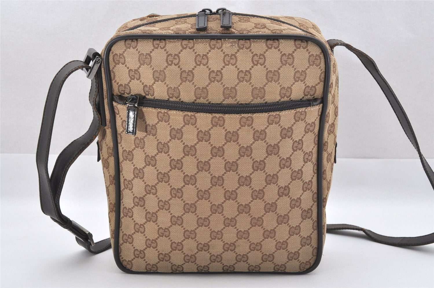 Authentic GUCCI Shoulder Cross Body Bag GG Canvas Leather 0181604 Brown 2213J