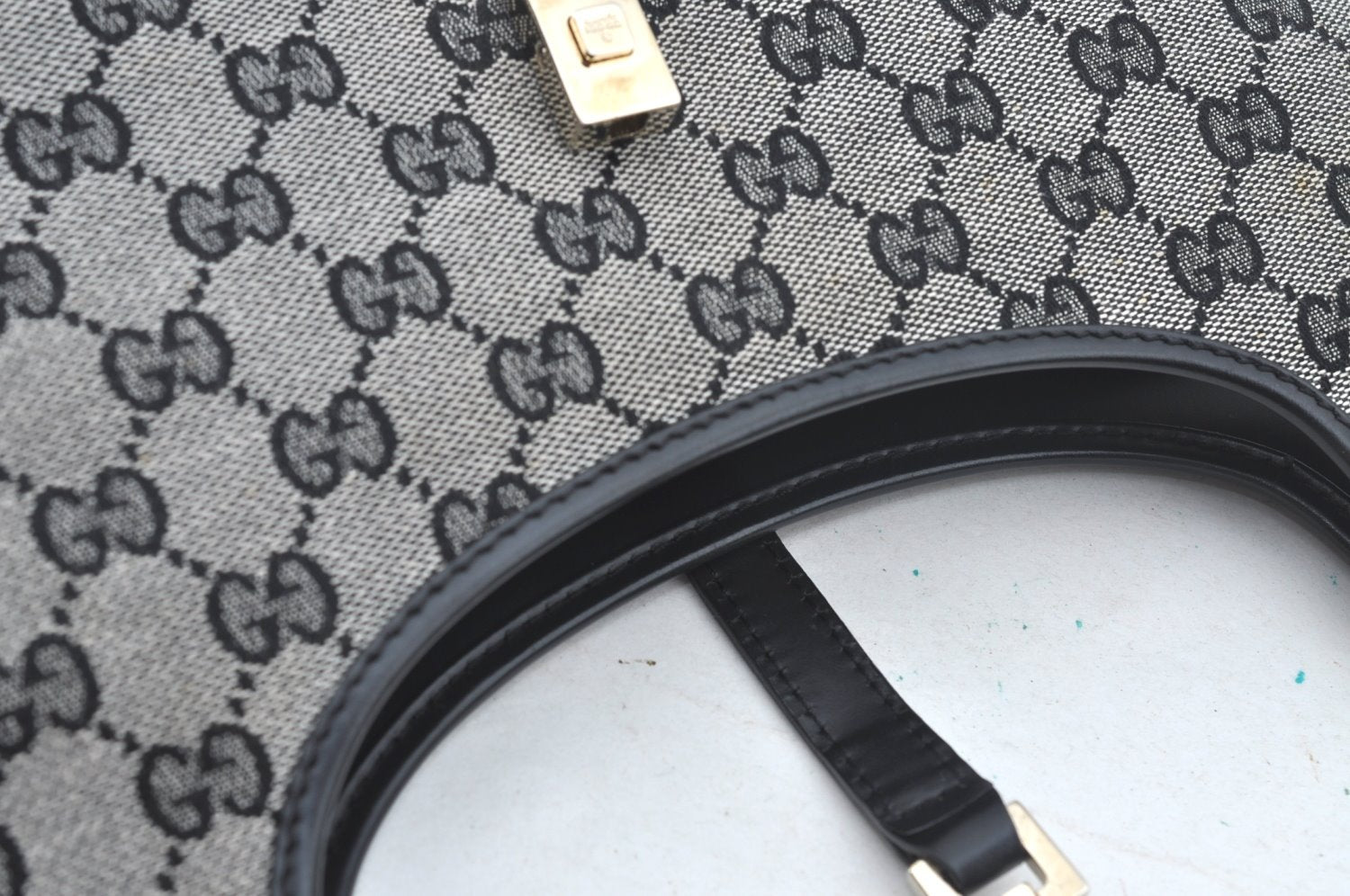Authentic GUCCI Jackie Shoulder Hand Bag GG Canvas Leather Black Junk 2216J