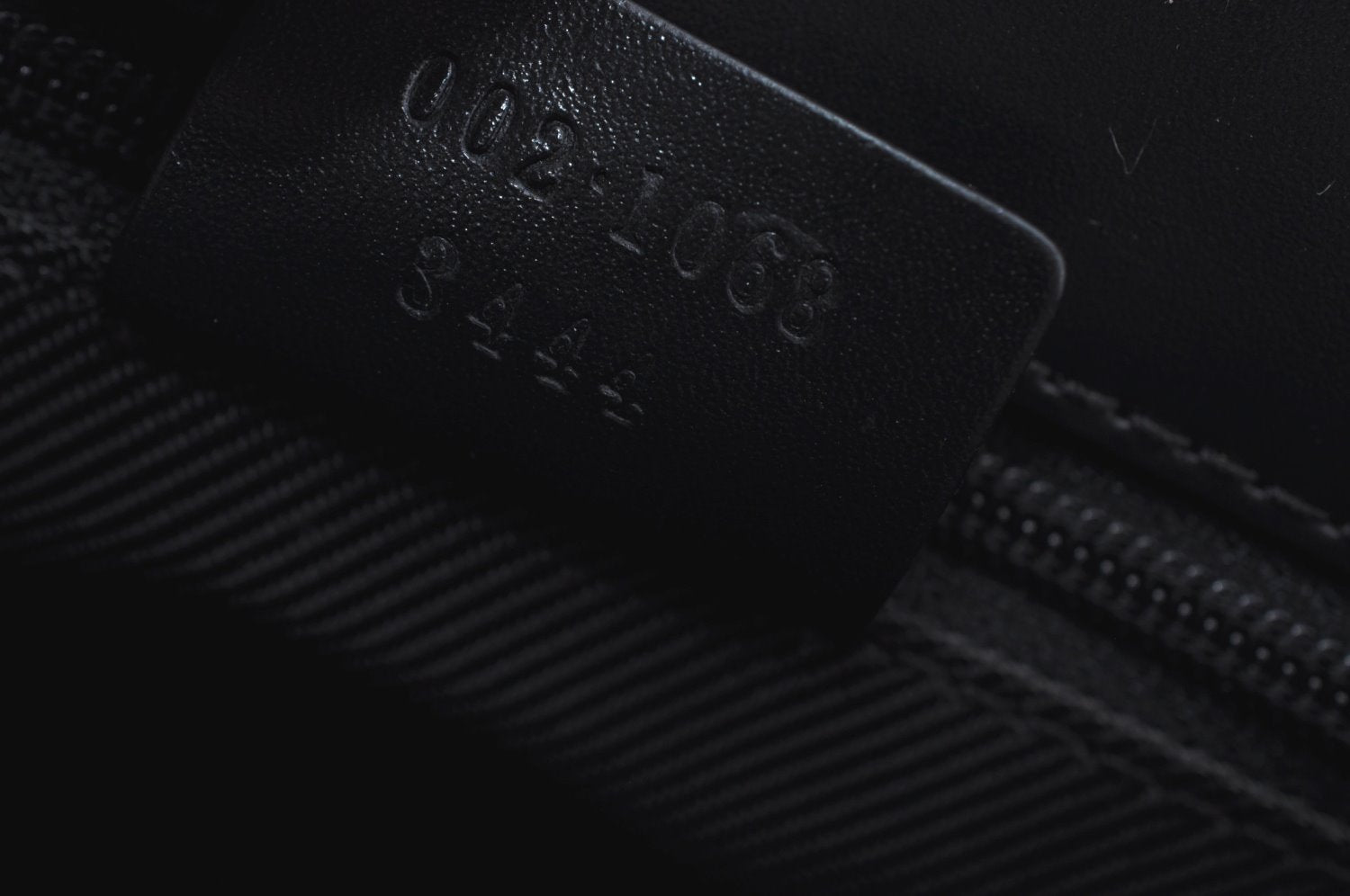 Authentic GUCCI Jackie Shoulder Hand Bag GG Canvas Leather Black Junk 2216J