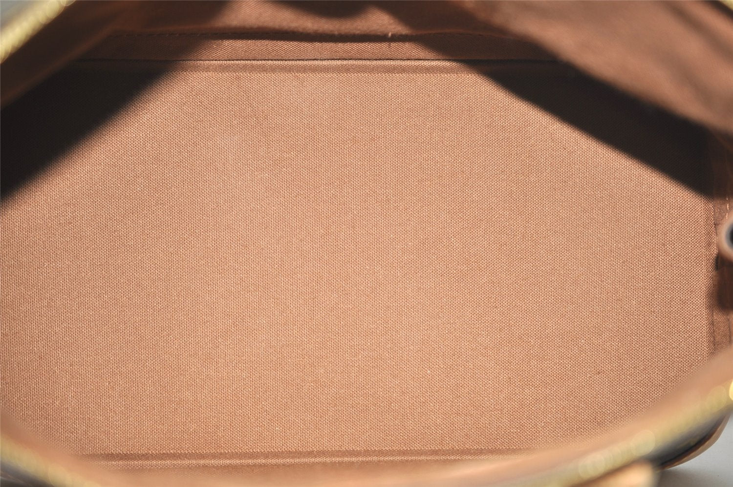 Authentic Louis Vuitton Monogram Alma Hand Bag Purse M51130 LV 2217J