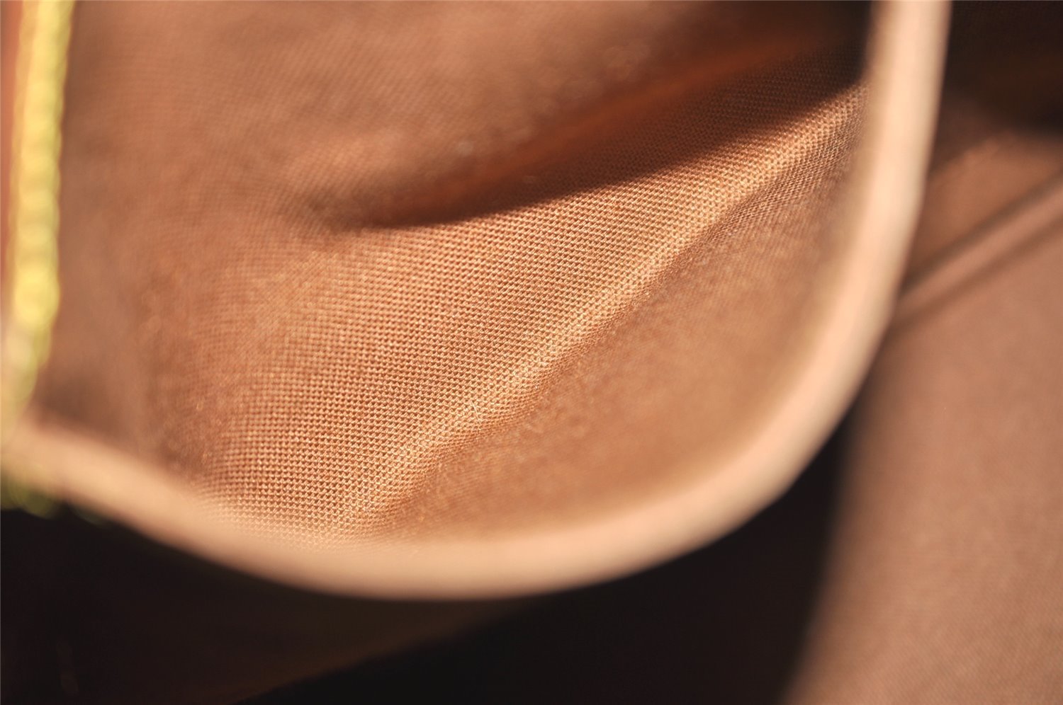 Authentic Louis Vuitton Monogram Alma Hand Bag Purse M51130 LV 2217J