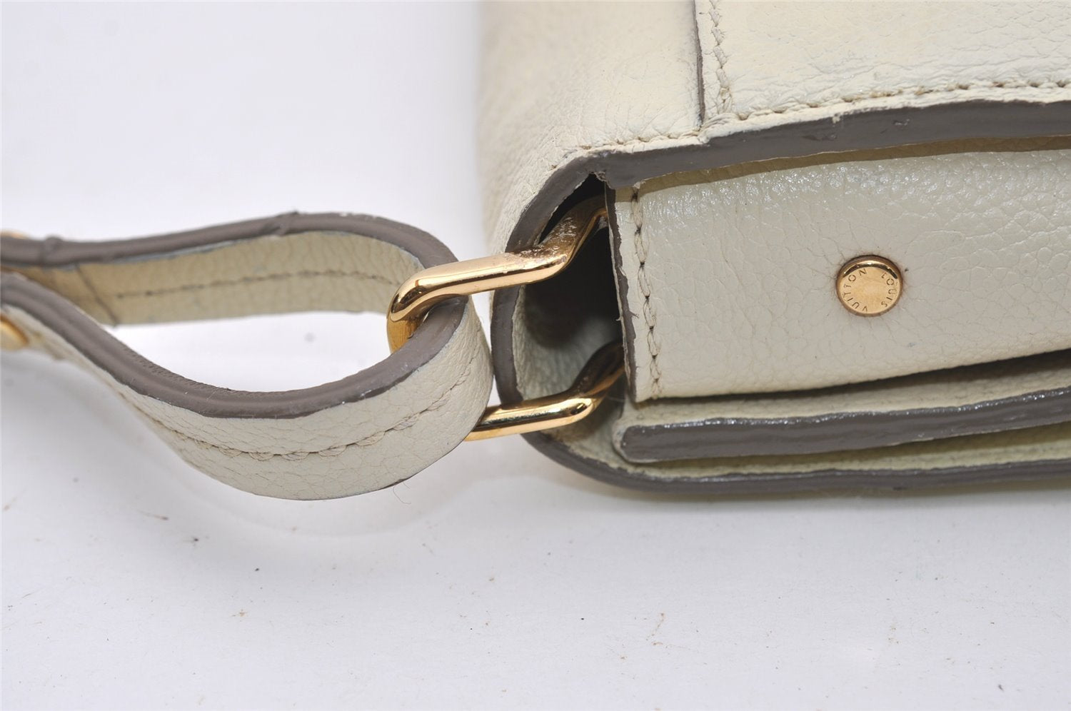 Auth Louis Vuitton Monogram Empreinte Fascinante Shoulder Bag M40807 White 2220J