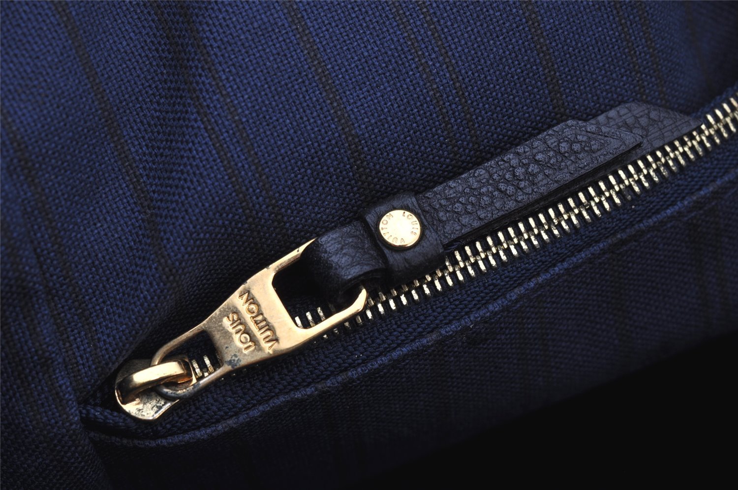 Auth Louis Vuitton Monogram Empreinte Lumineuse PM Tote Bag Navy M93410 LV 2226J