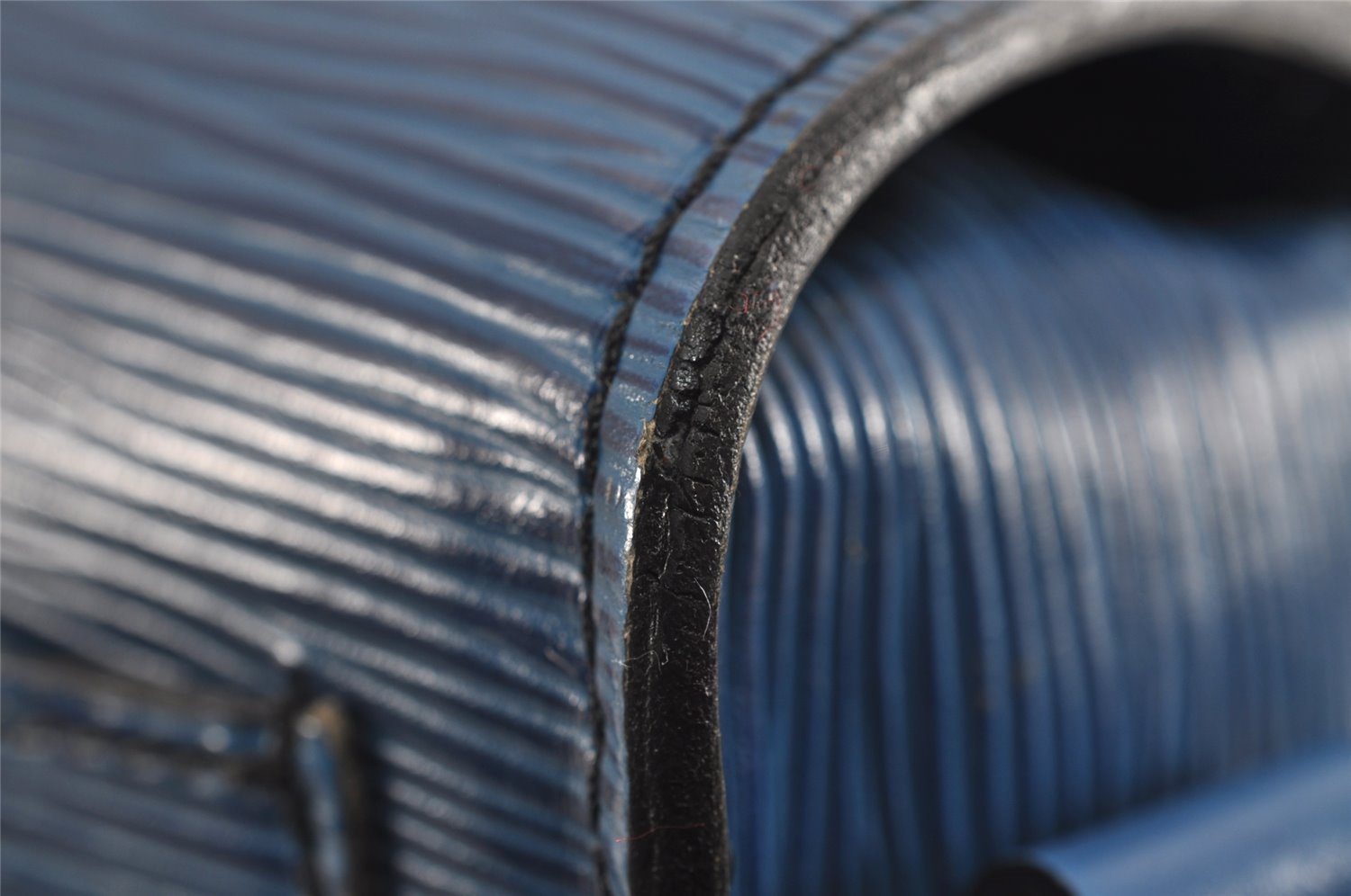 Auth Louis Vuitton Epi Saint Cloud GM Shoulder Cross Body Bag M52195 Blue 2227J