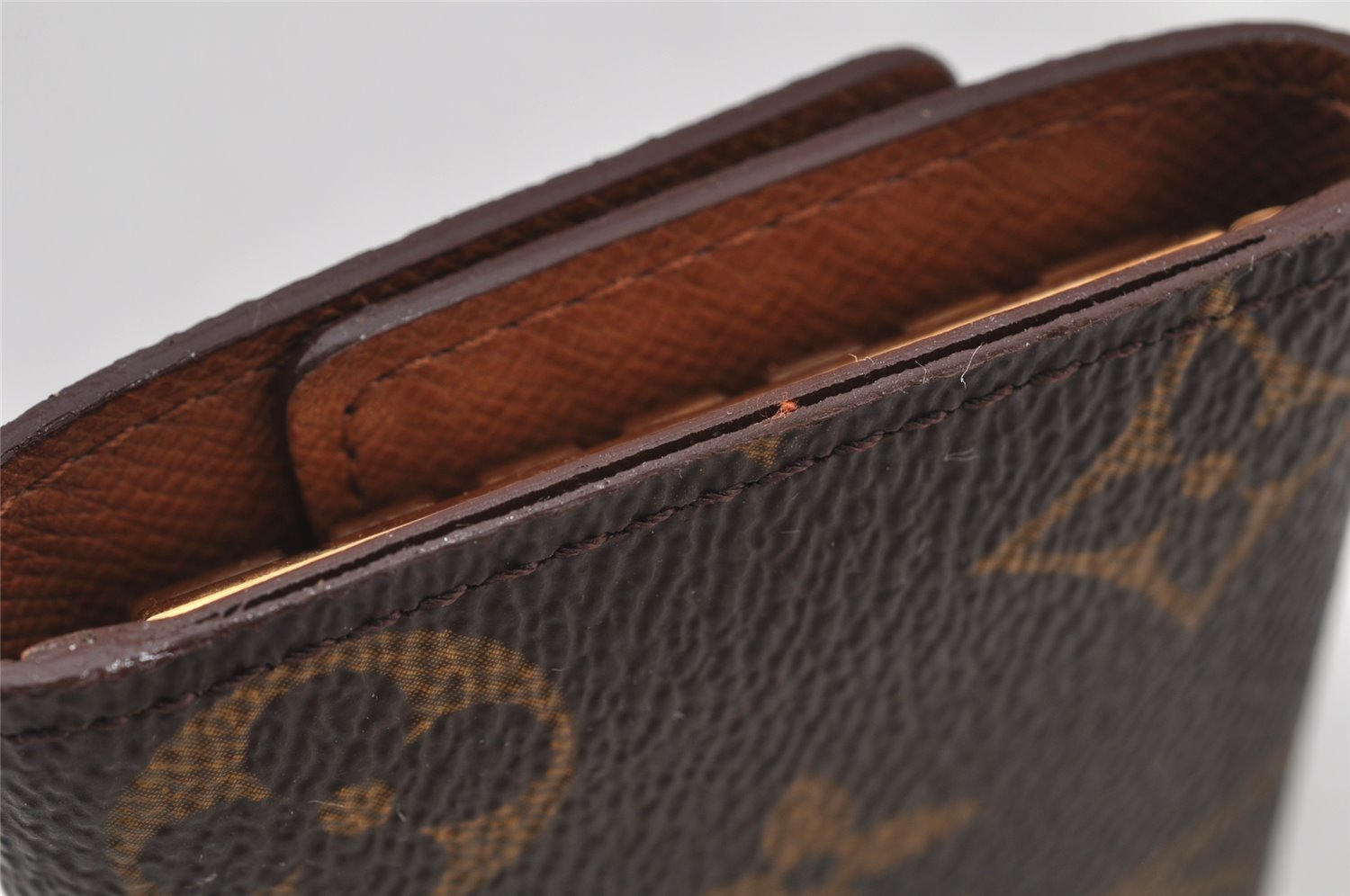 Authentic Louis Vuitton Monogram Multicles 6 Six Hooks Key Case M62630 LV 2235J