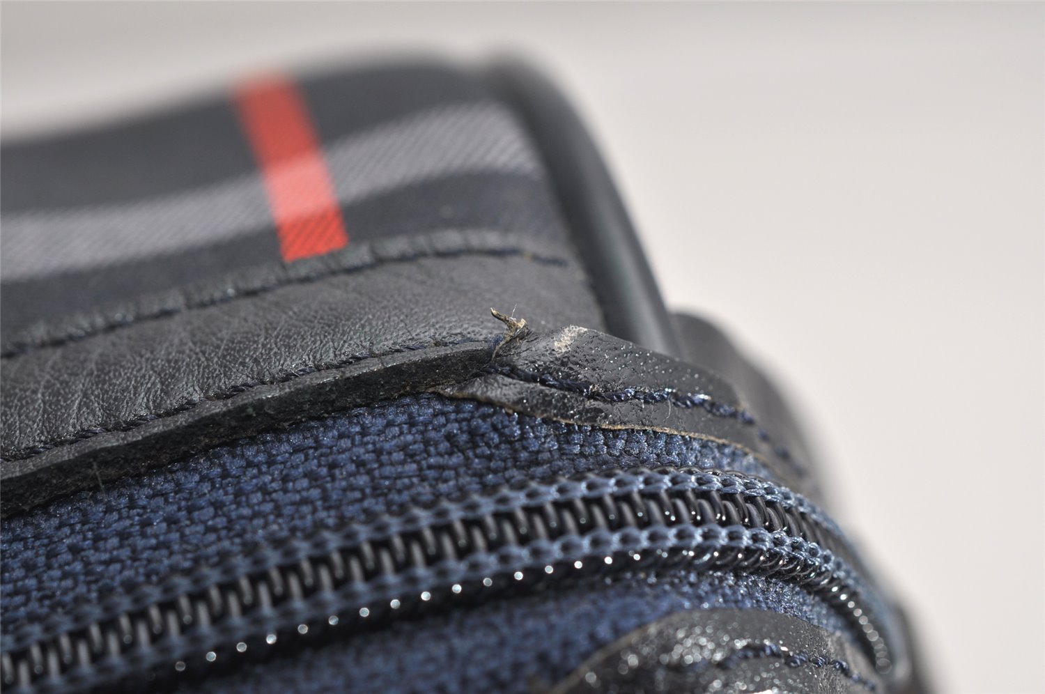 Authentic Burberrys Check Canvas Leather Hand Boston Bag Navy Blue 2235K