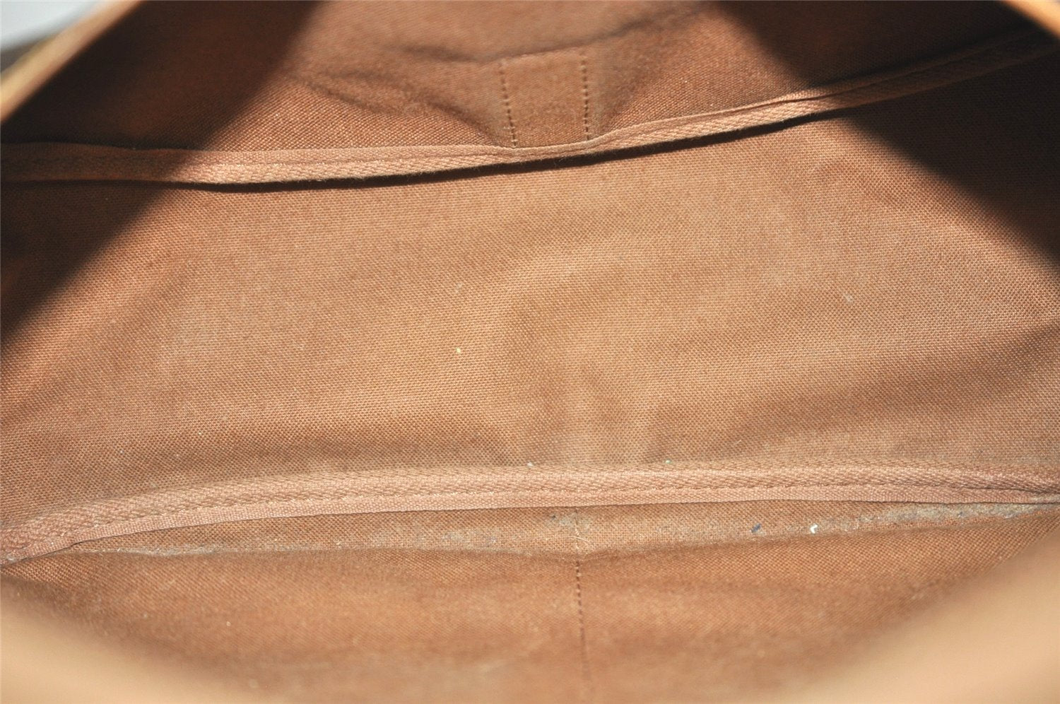 Authentic Louis Vuitton Monogram Saumur 35 Shoulder Cross Bag M42254 LV 2237K