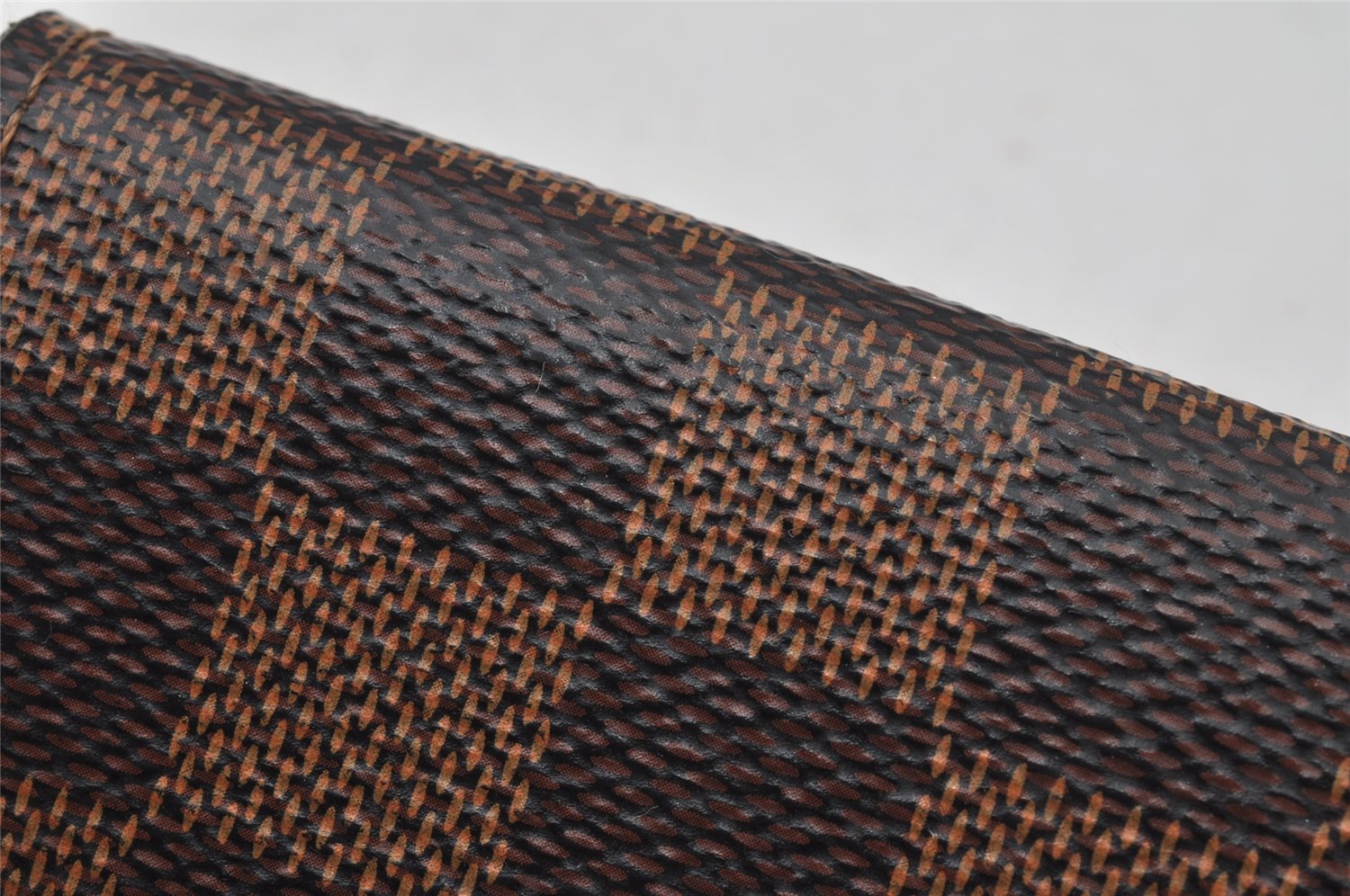 Authentic Louis Vuitton Damier Multicles 4 Key Case Holder N62631 LV 2246J