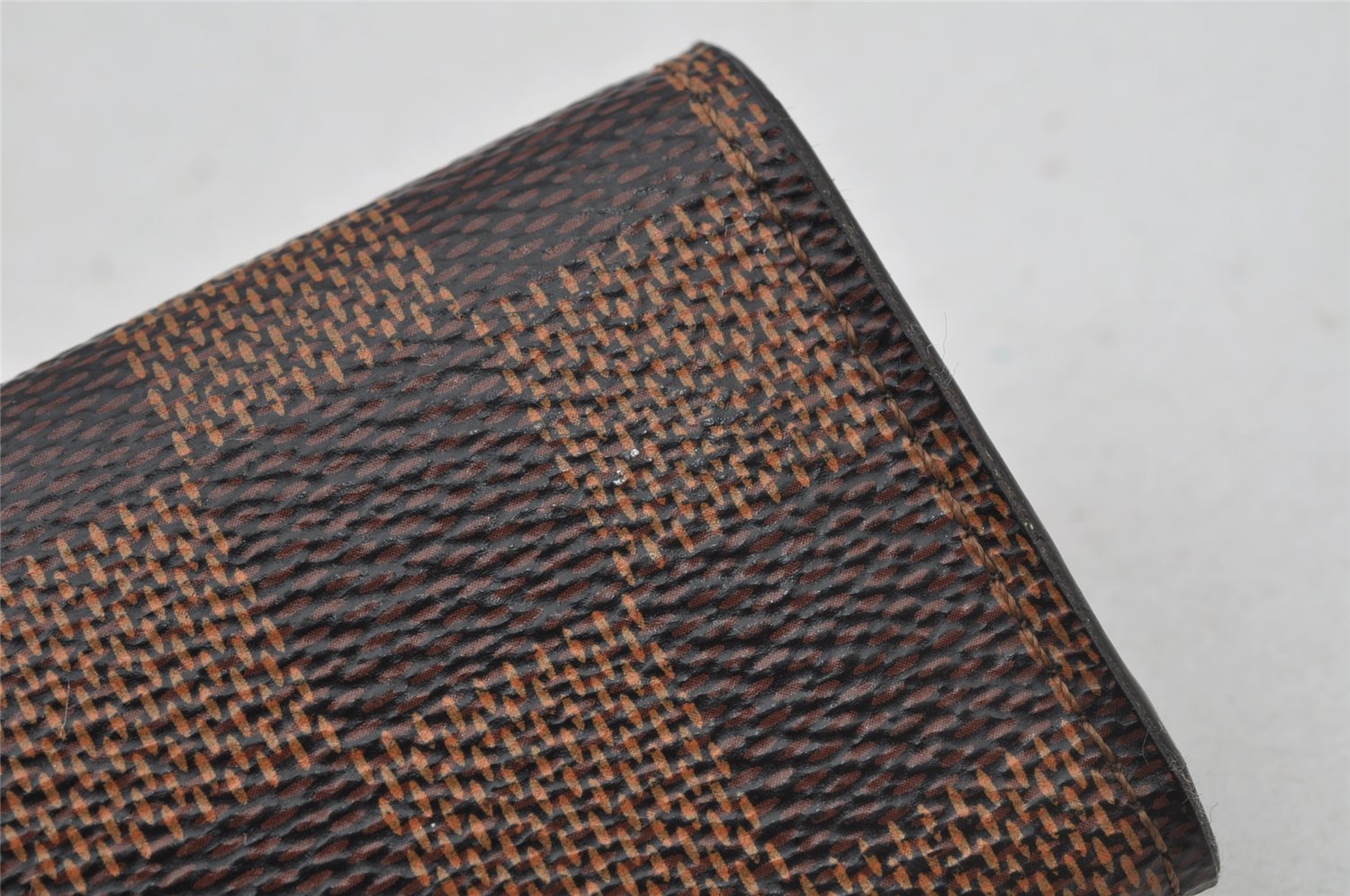 Authentic Louis Vuitton Damier Multicles 4 Key Case Holder N62631 LV 2246J