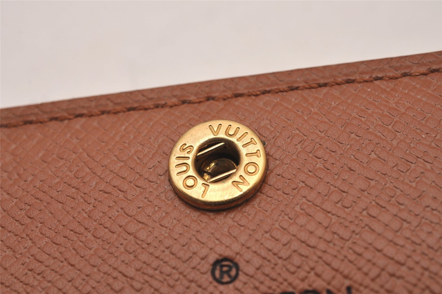 Authentic Louis Vuitton Monogram Multicles 6 Six Hooks Key Case M62630 LV 2248I