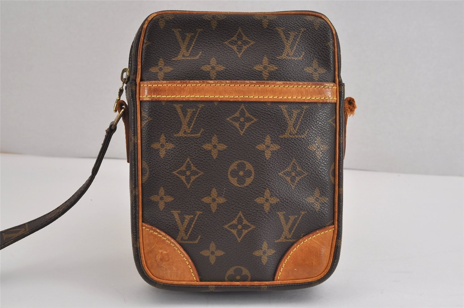 Authentic Louis Vuitton Monogram Danube Shoulder Cross Bag M45266 Junk 2251J