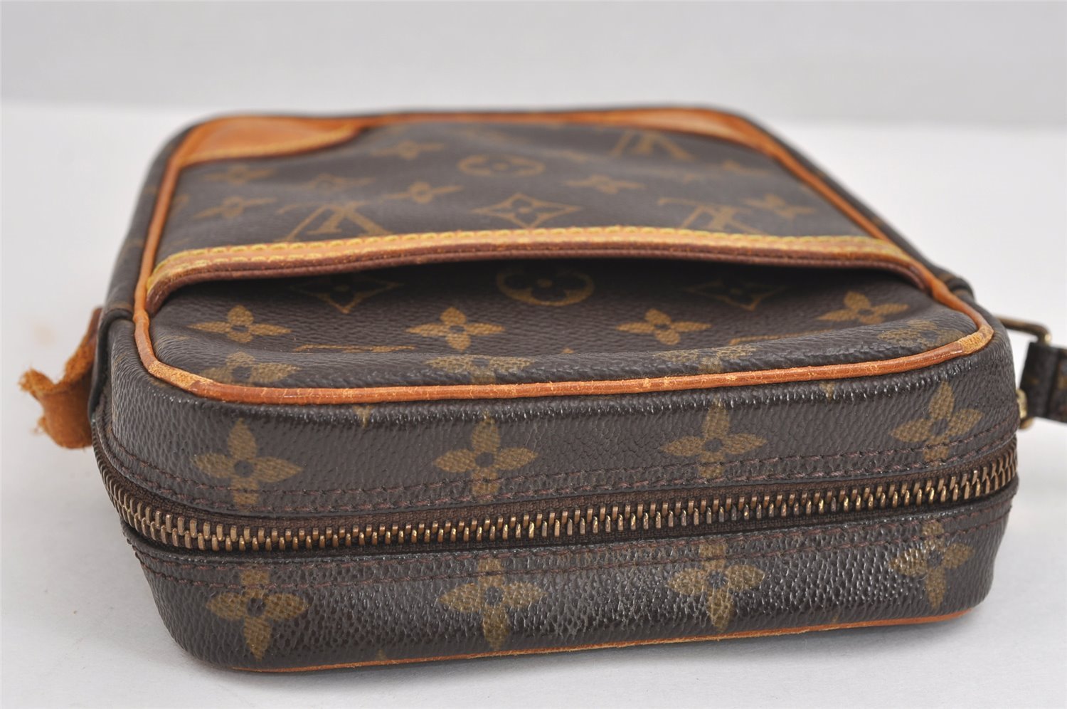 Authentic Louis Vuitton Monogram Danube Shoulder Cross Bag M45266 Junk 2251J