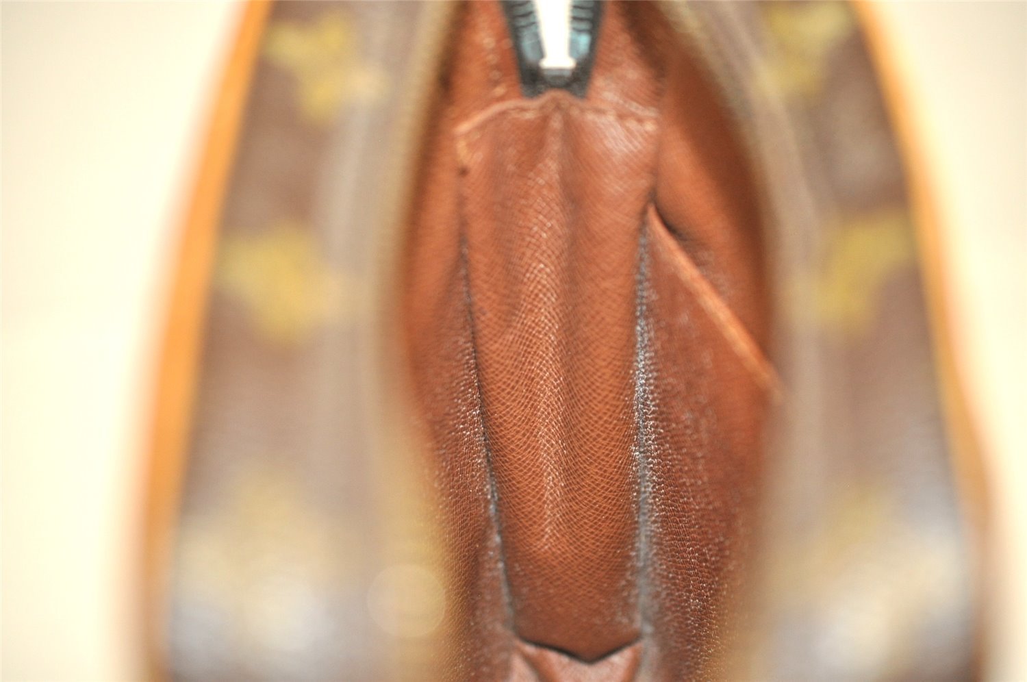 Authentic Louis Vuitton Monogram Danube Shoulder Cross Bag M45266 Junk 2251J