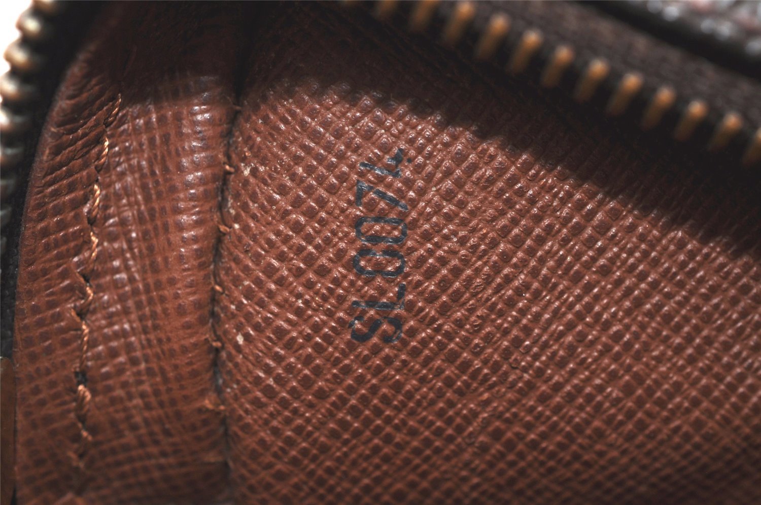 Authentic Louis Vuitton Monogram Danube Shoulder Cross Bag M45266 Junk 2251J