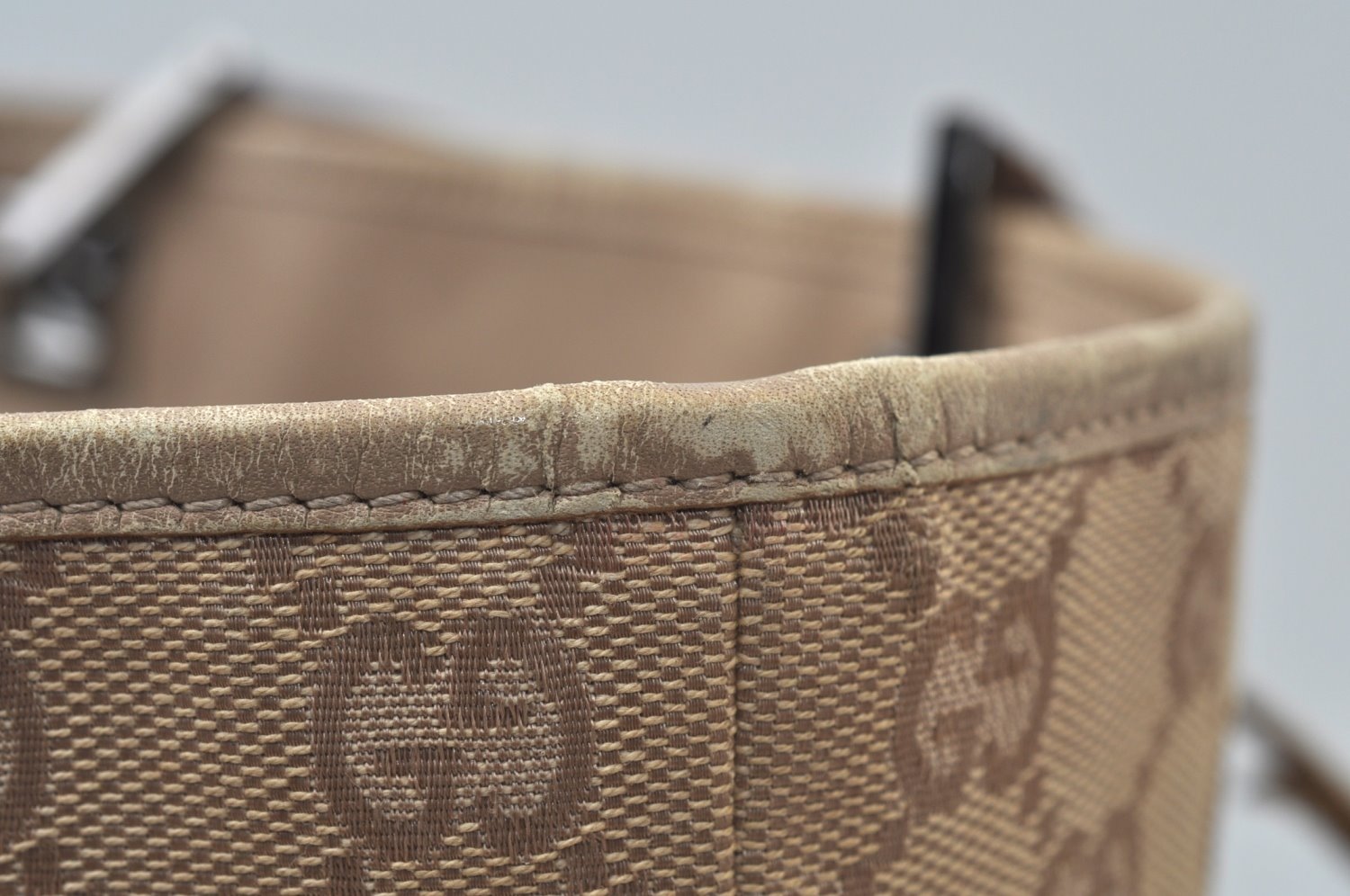 Authentic GUCCI Shoulder Hand Tote Bag GG Canvas Leather 31243 Beige 2252J