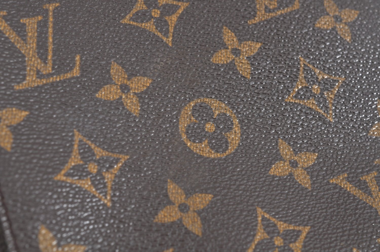 Authentic Louis Vuitton Monogram Saint Cloud GM M51242 Shoulder Bag Junk 2257J