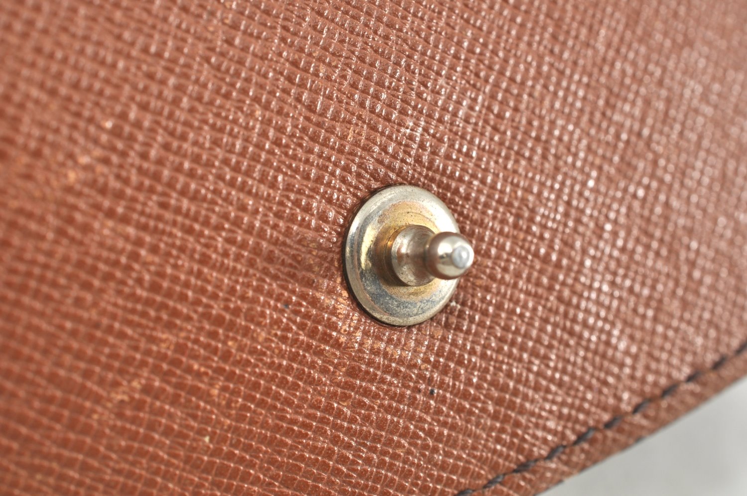 Authentic Louis Vuitton Monogram Saint Cloud GM M51242 Shoulder Bag Junk 2257J