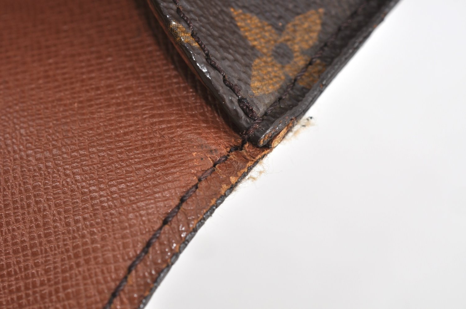 Authentic Louis Vuitton Monogram Saint Cloud GM M51242 Shoulder Bag Junk 2257J