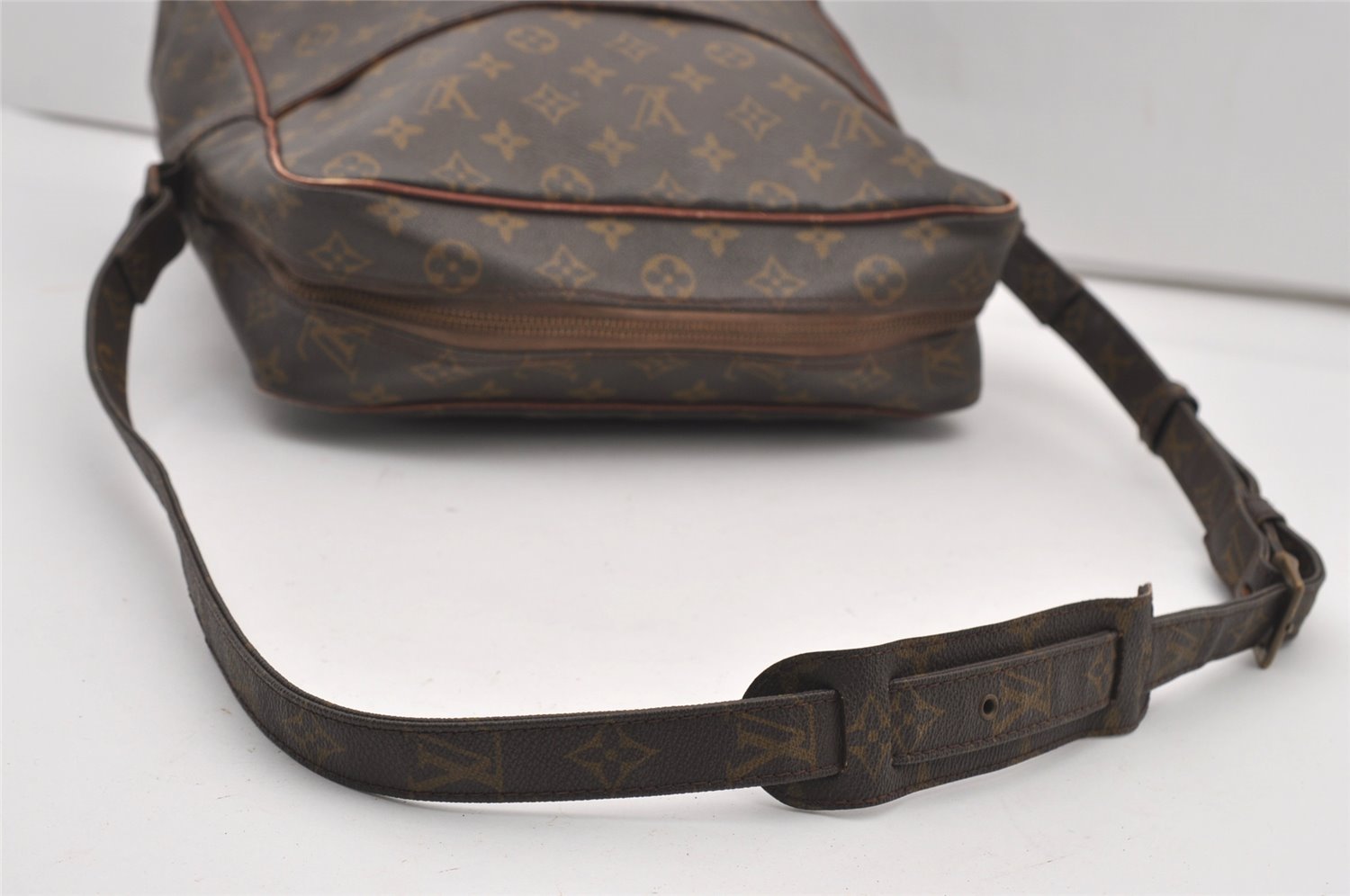 Authentic Louis Vuitton Monogram Marceau Shoulder Cross Body Bag Old Model 2258J