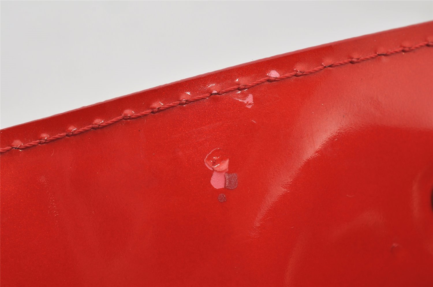 Authentic Louis Vuitton Vernis Reade PM Hand Bag Red M91088 LV 2262J