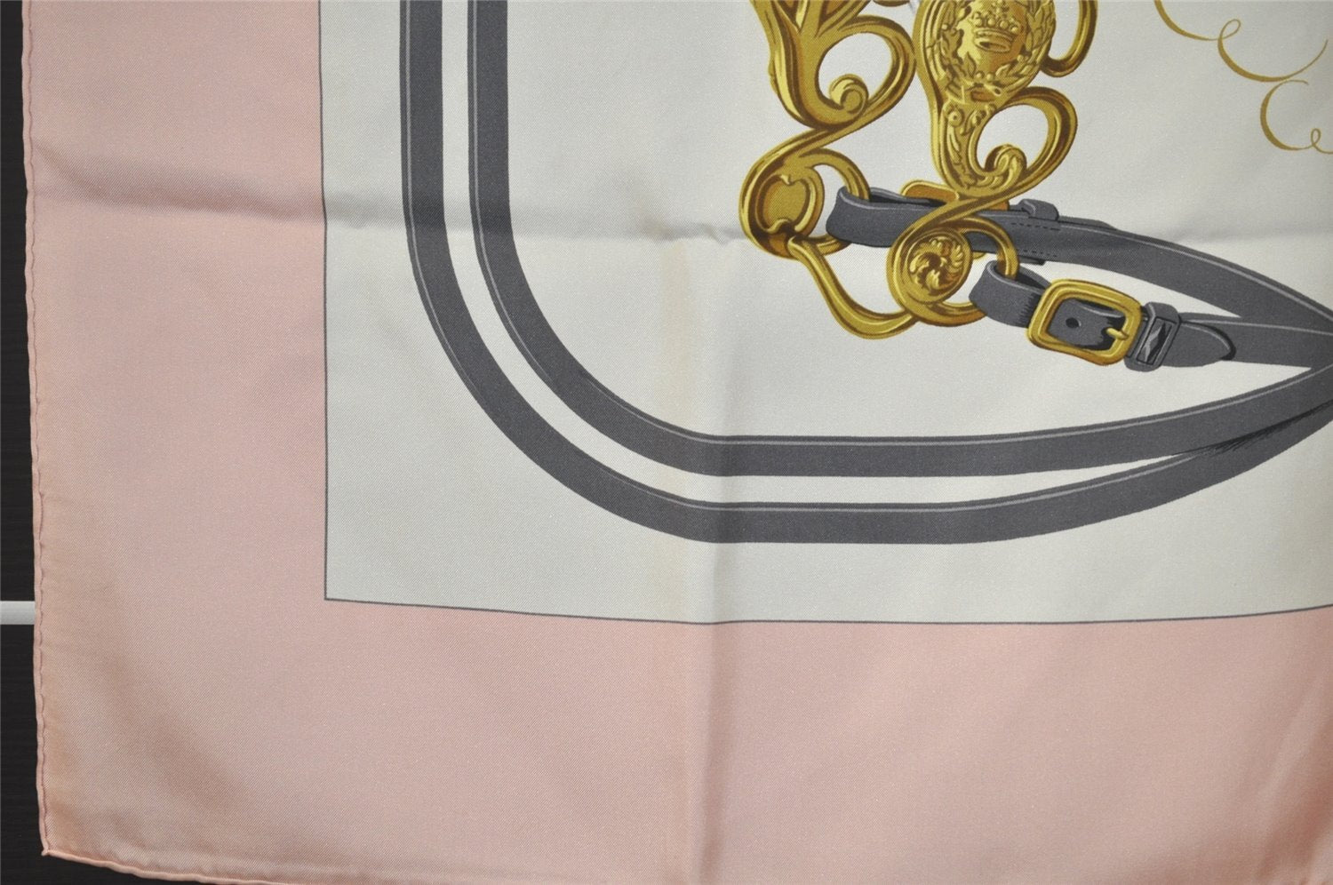 Authentic HERMES Carre 90 Scarf 