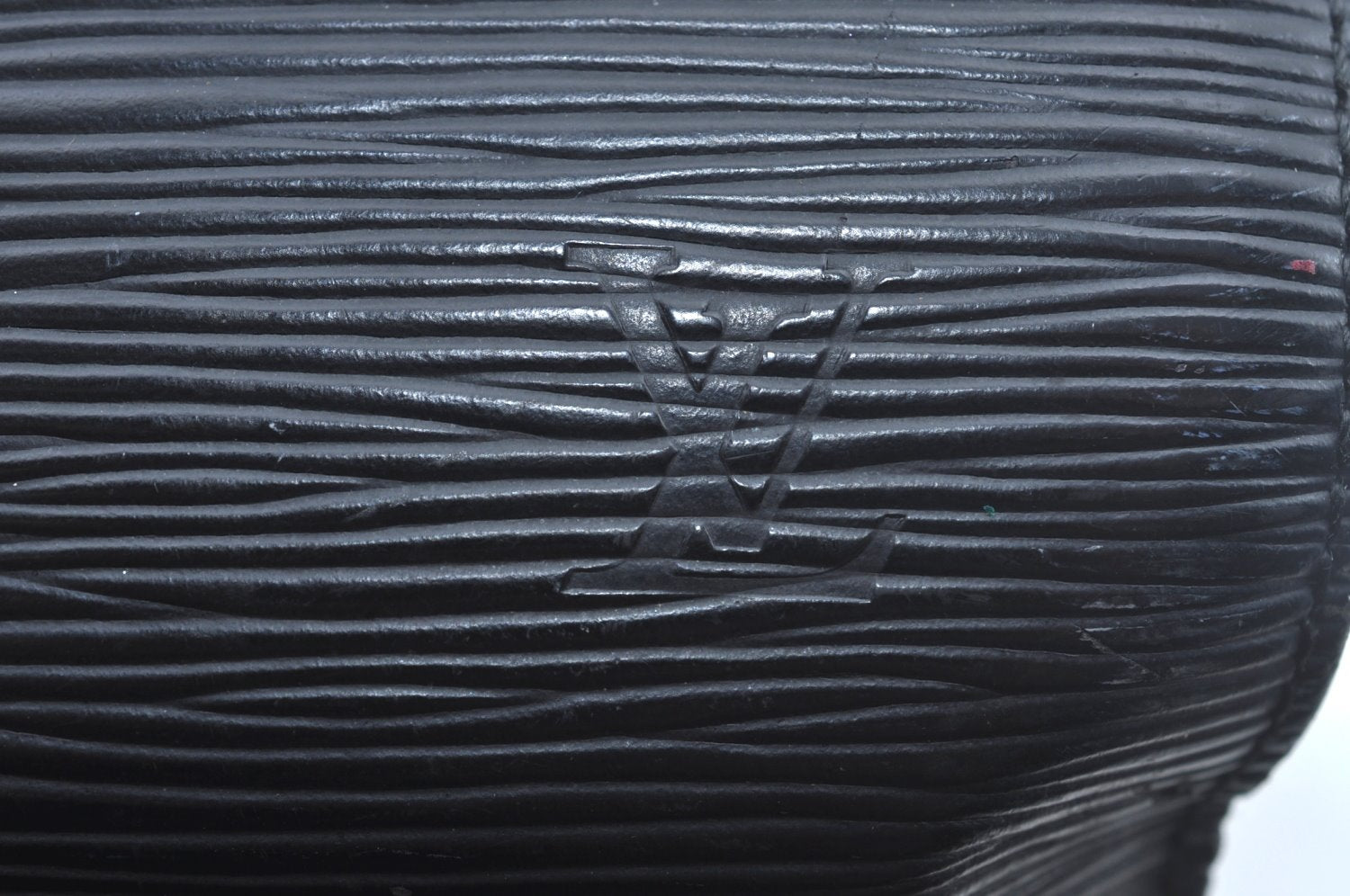 Authentic Louis Vuitton Epi Soufflot Black Hand Bag M52222 LV 2266J