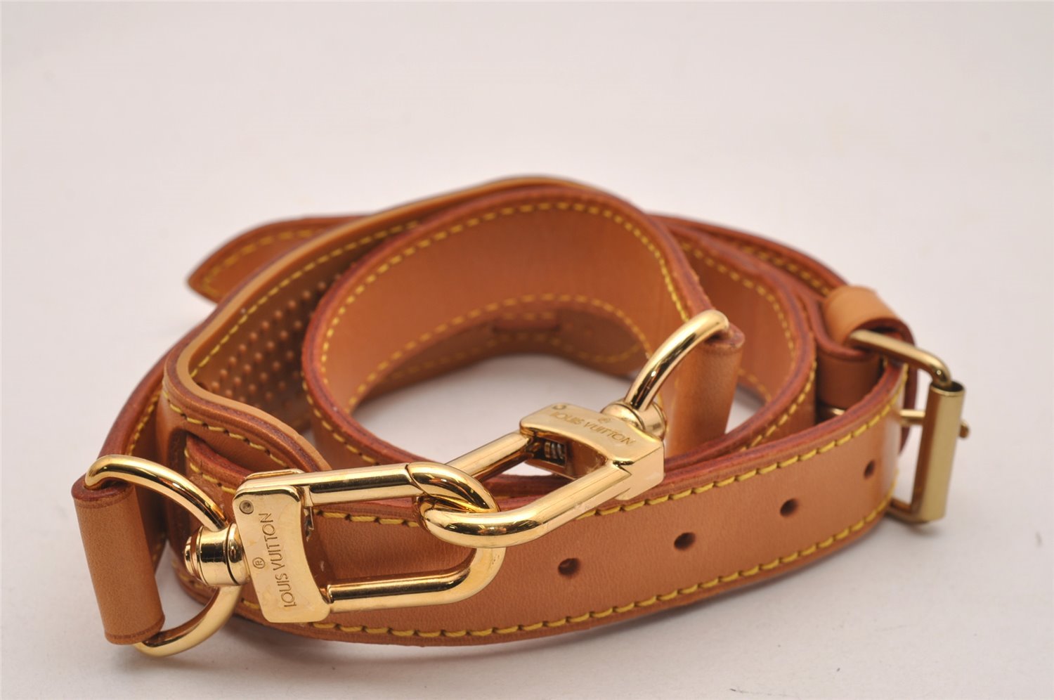 Authentic Louis Vuitton Leather Shoulder Strap Beige 35.8-42.9