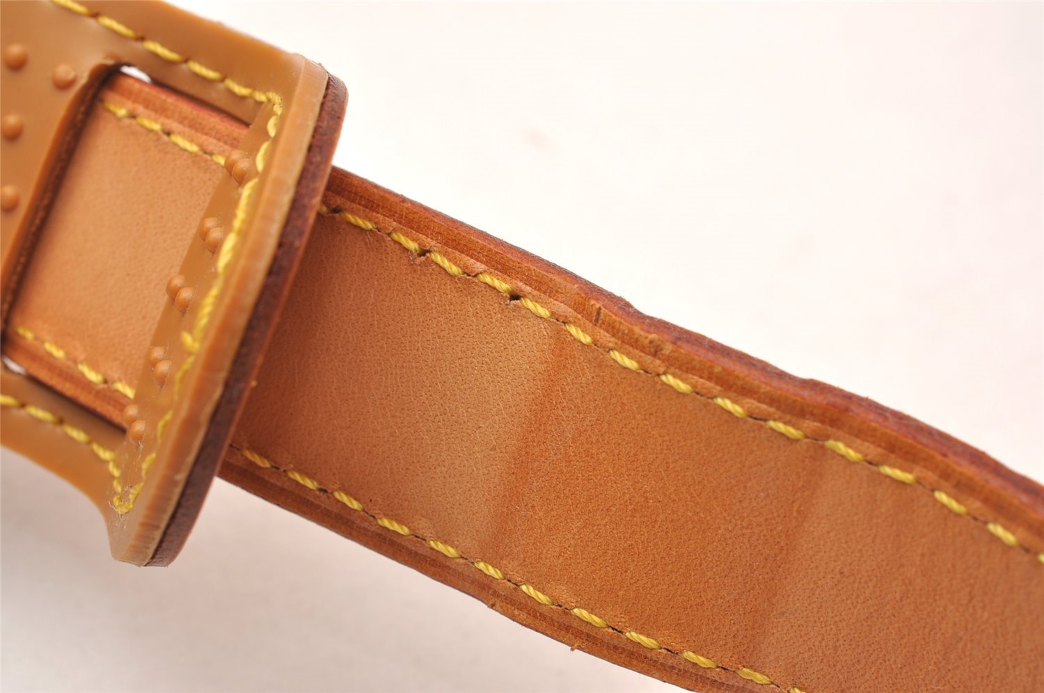 Authentic Louis Vuitton Leather Shoulder Strap Beige 35.8-42.9