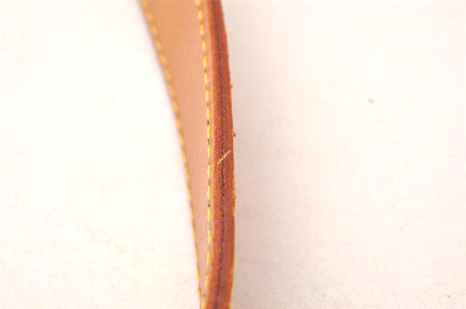 Authentic Louis Vuitton Leather Shoulder Strap Beige 35.8-42.9