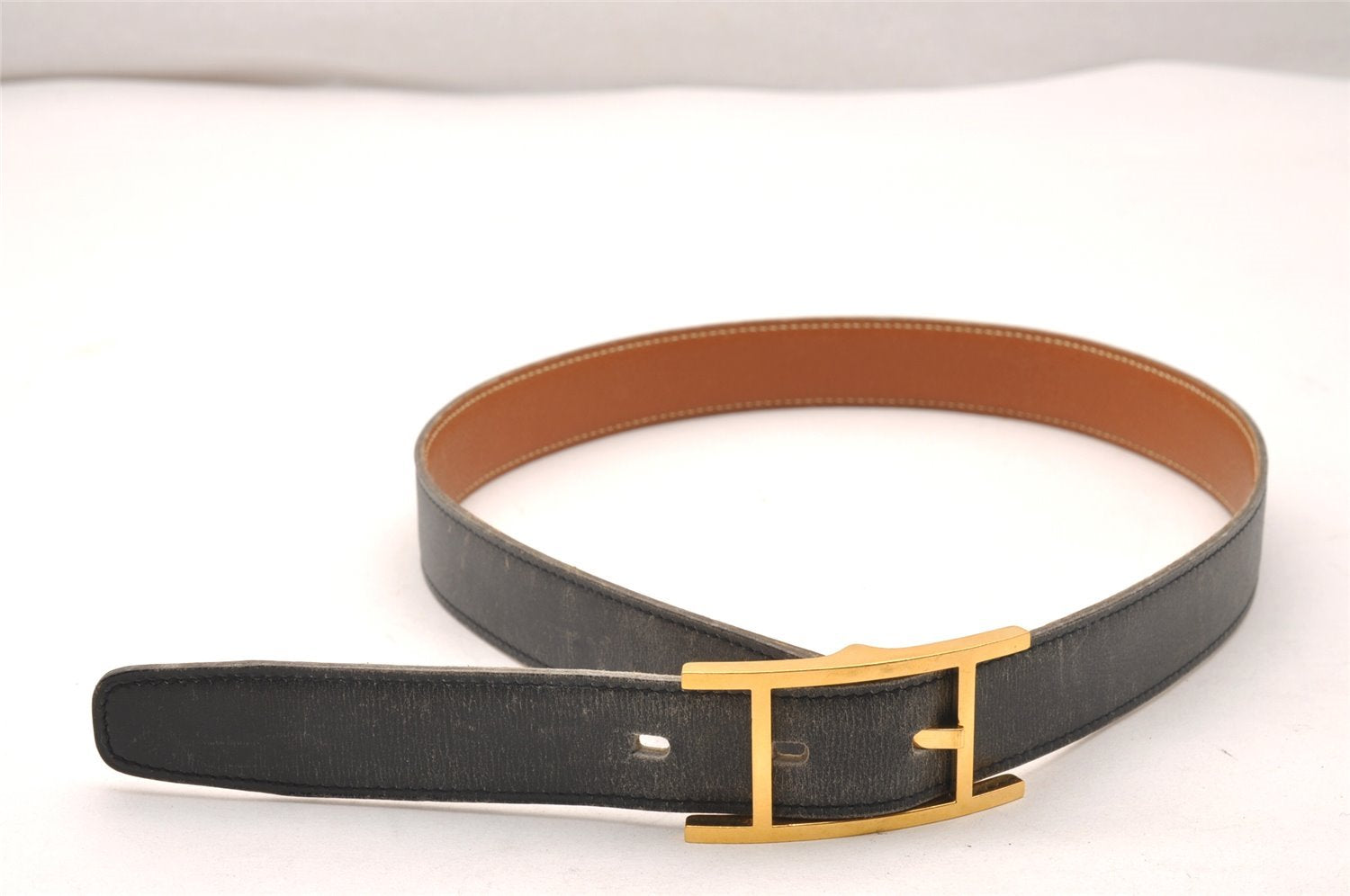 Authentic HERMES Api 3 Leather Reversible Belt Size 70cm 27.6