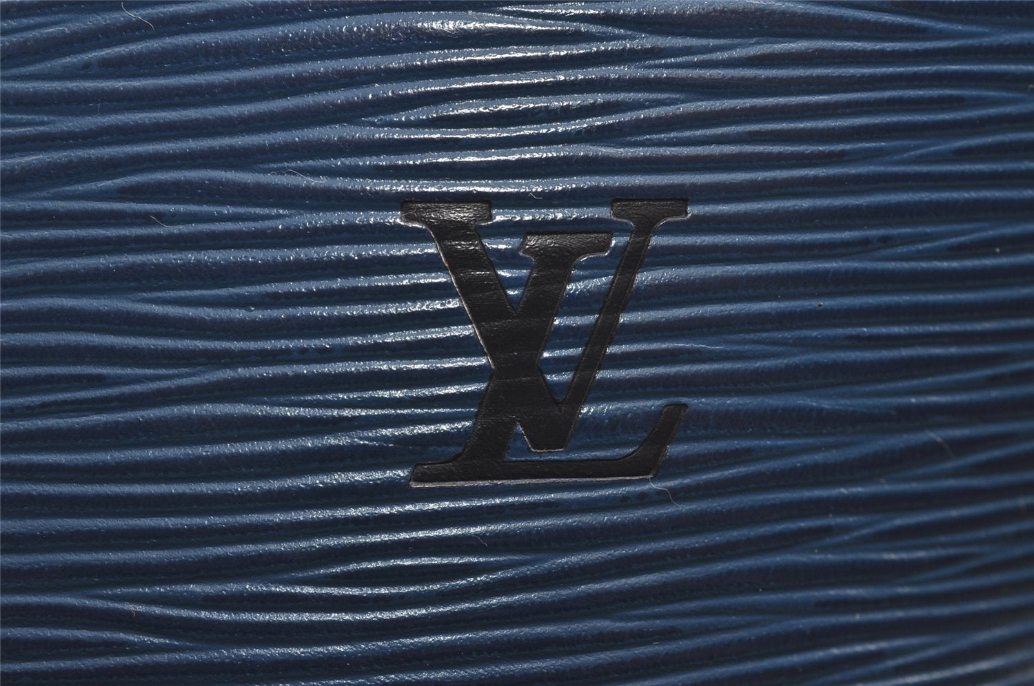Authentic Louis Vuitton Epi Saint Jacques Hand Bag Blue M52275 LV 2290J