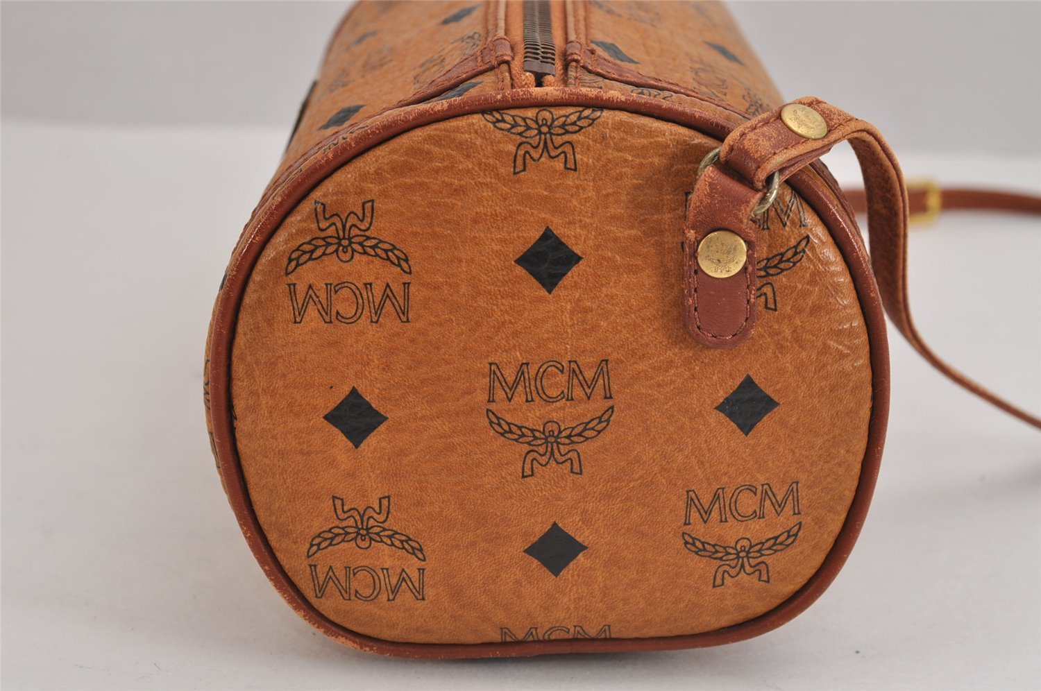 Authentic MCM Vintage Visetos Leather Shoulder Cross Body Bag Purse Brown 2296J