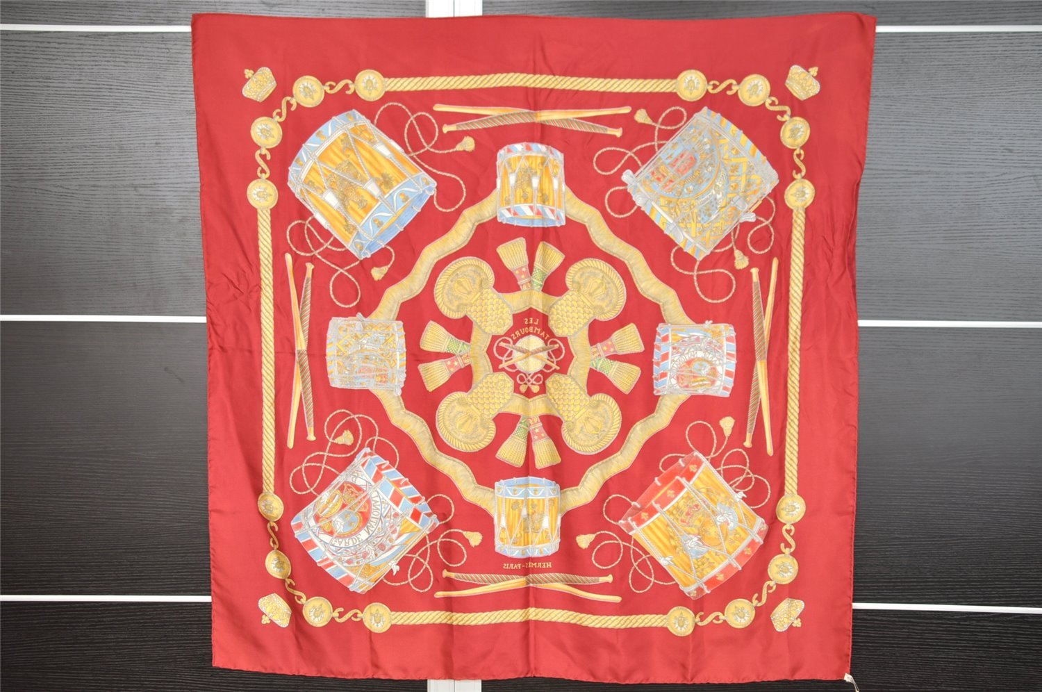 Authentic HERMES Carre 90 Scarf 