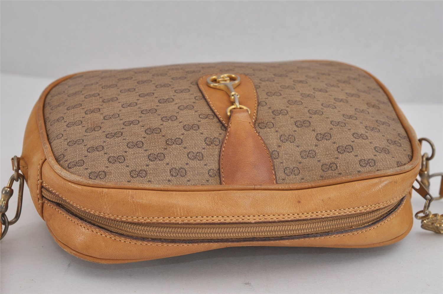 Authentic GUCCI Micro GG PVC Leather Shoulder Cross Body Bag Purse Brown 2305J