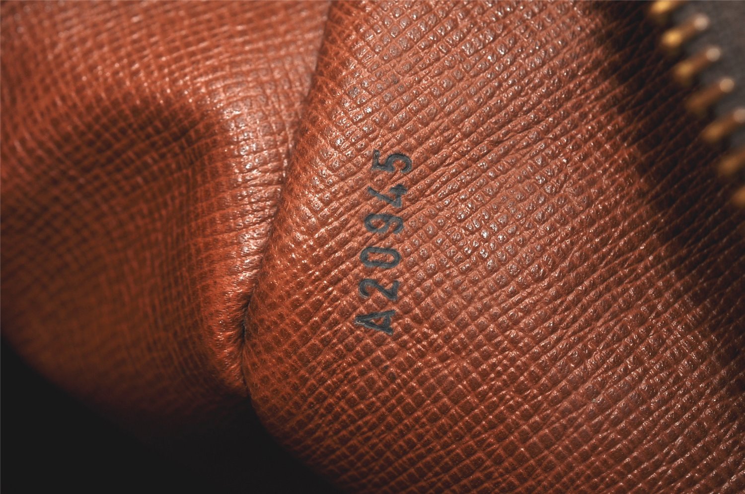 Authentic Louis Vuitton Monogram Boulogne 35 Shoulder Cross Bag M51260 LV 2314K