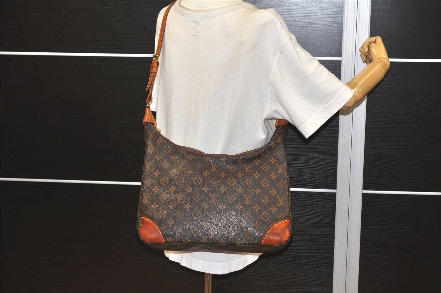 Authentic Louis Vuitton Monogram Boulogne 35 Shoulder Cross Bag M51260 LV 2314K