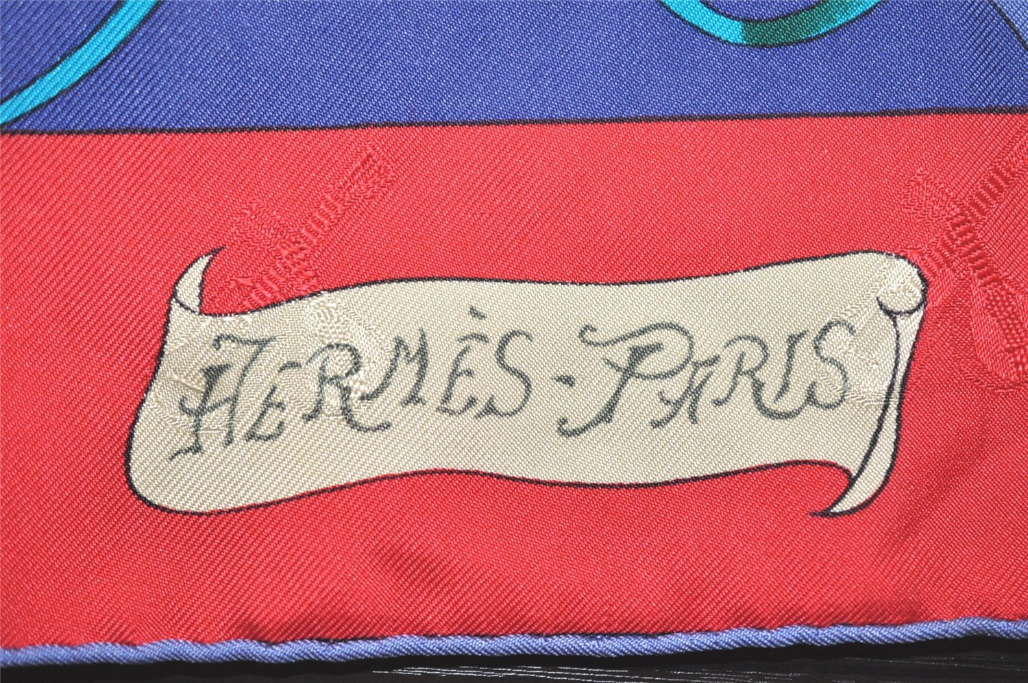 Authentic HERMES Carre 90 Scarf 