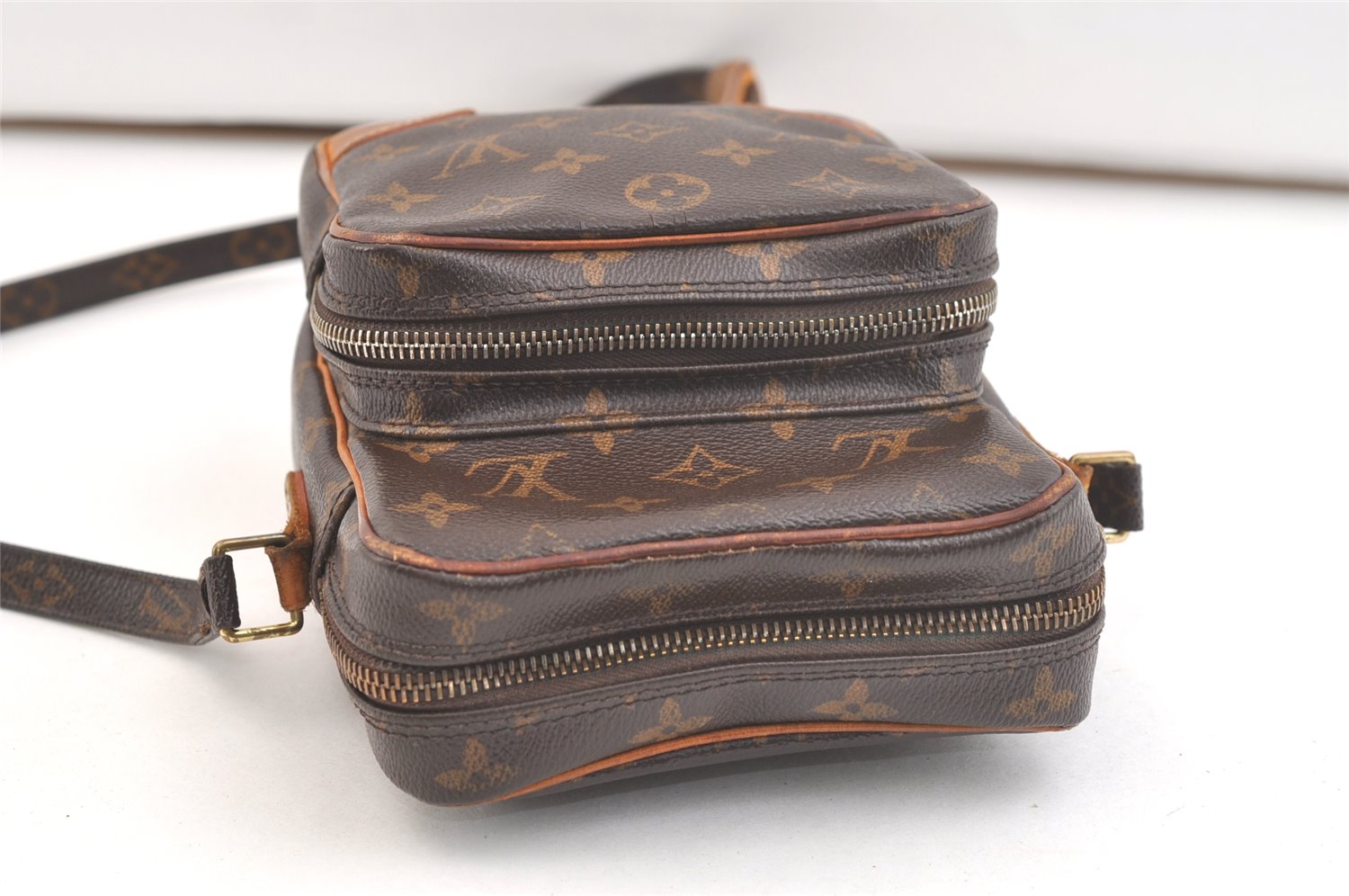 Authentic Louis Vuitton Monogram Amazone Shoulder Cross Body Bag M45236 LV 2318K