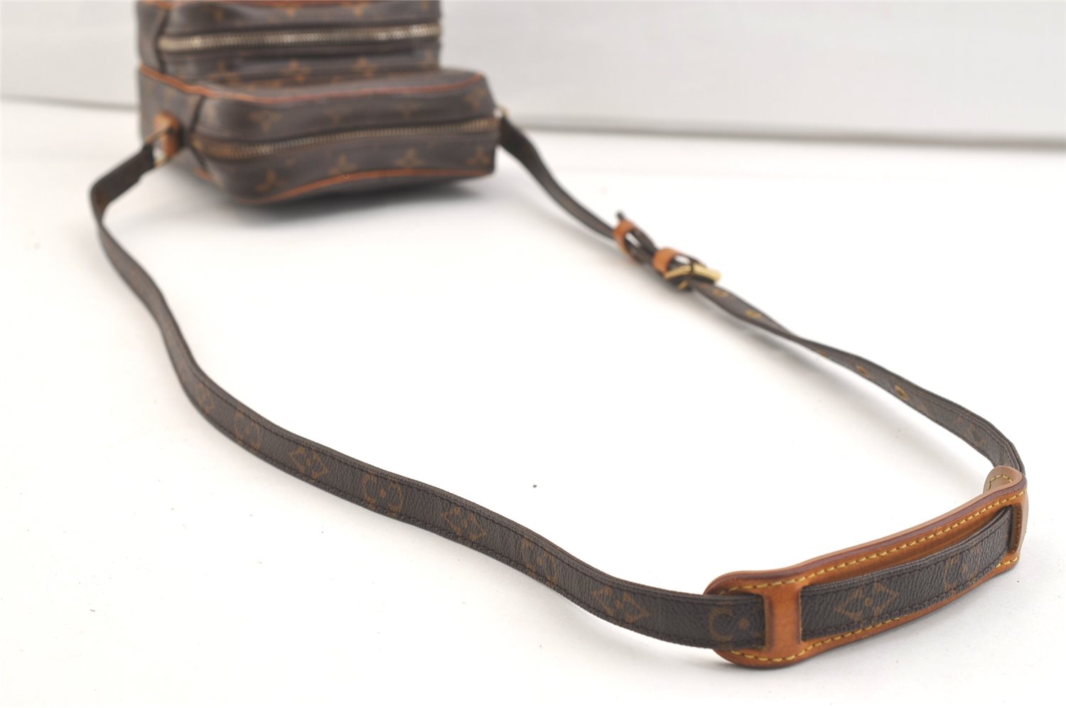 Authentic Louis Vuitton Monogram Amazone Shoulder Cross Body Bag M45236 LV 2318K