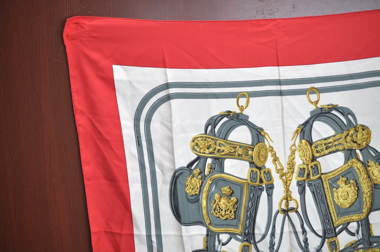 Authentic HERMES Carre 90 Scarf 