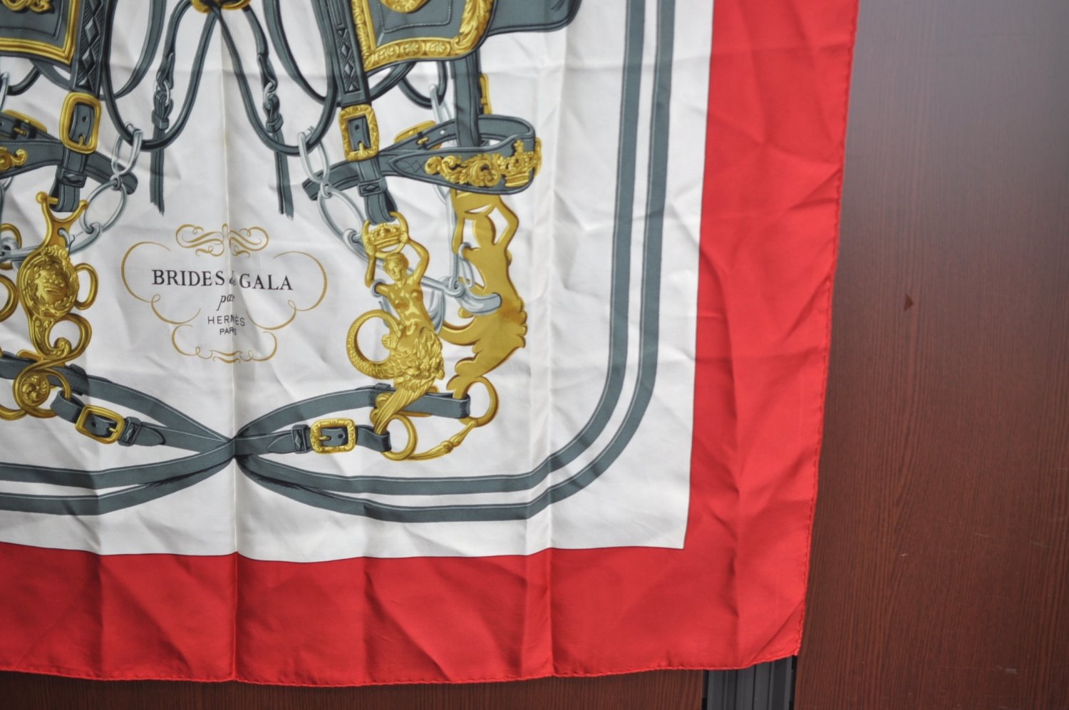 Authentic HERMES Carre 90 Scarf 